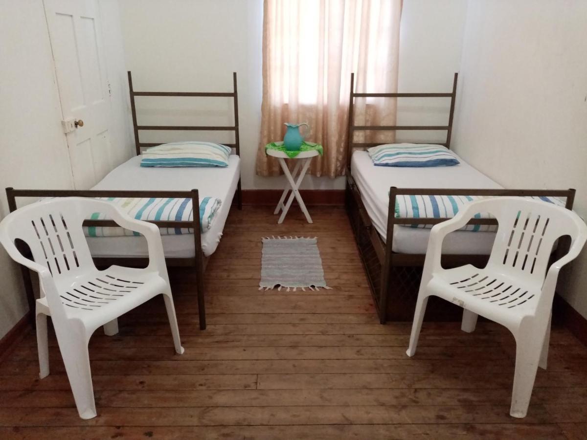 Lighthouse Farm Backpackers Lodge Le Cap Chambre photo